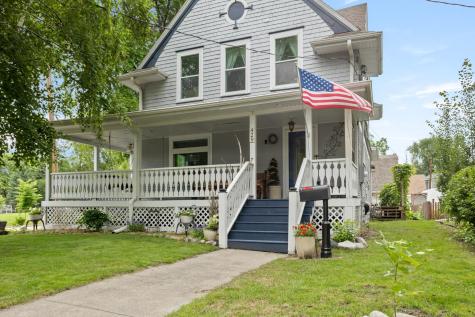 429 9th Avenue S Fargo ND 58103