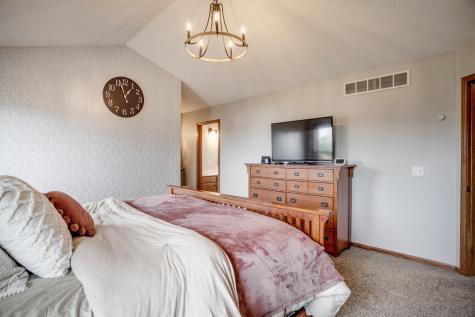 682 Lynn Court Delano MN 55328