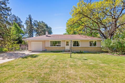 1328 66th Avenue NE Fridley MN 55432