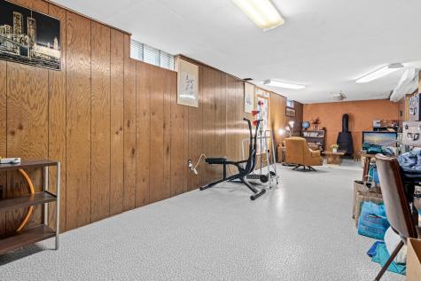 1328 66th Avenue NE Fridley MN 55432