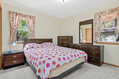 1328 66th Avenue NE Fridley MN 55432