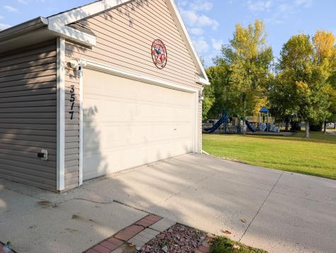 3517 12th Street S Moorhead MN 56560