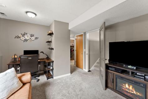 17492 Ixonia Path Lakeville MN 55044