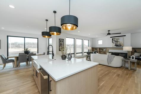 4921 8th Street SW Rochester MN 55902