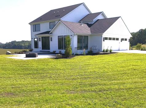 4921 8th Street SW Rochester MN 55902