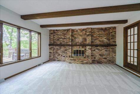 1473 Lake Park Circle Eagan MN 55122