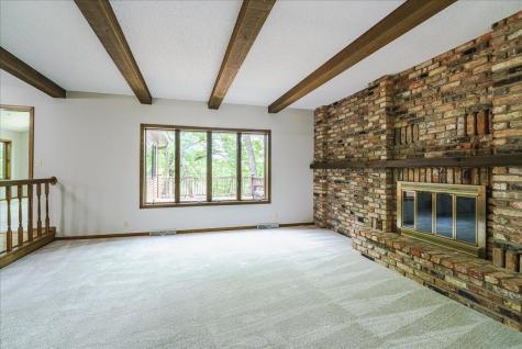 1473 Lake Park Circle Eagan MN 55122