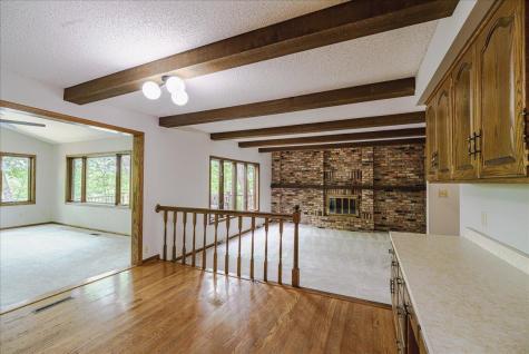1473 Lake Park Circle Eagan MN 55122