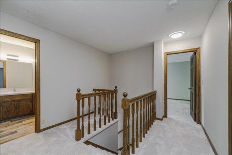 1473 Lake Park Circle Eagan MN 55122