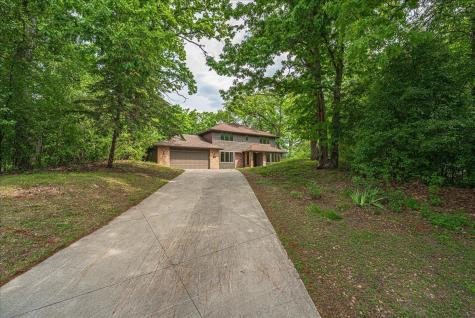 1473 Lake Park Circle Eagan MN 55122