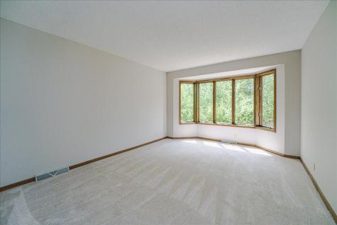 1473 Lake Park Circle Eagan MN 55122