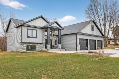 1218 Highway Street N Dodge Center MN 55927