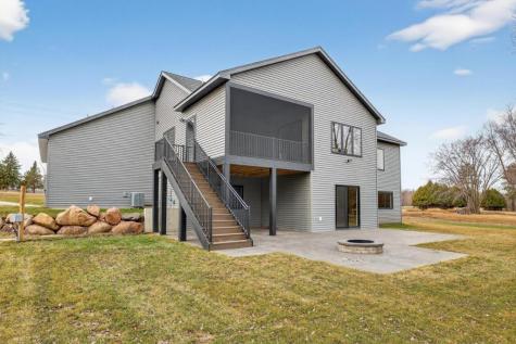 1218 Highway Street N Dodge Center MN 55927