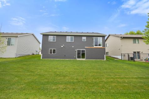 1335 Waters Way Watertown MN 55388