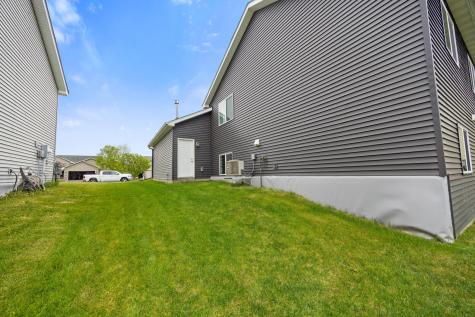 1335 Waters Way Watertown MN 55388