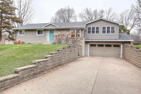 267 Hanska Court Shoreview MN 55126