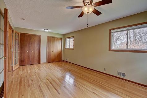 267 Hanska Court Shoreview MN 55126