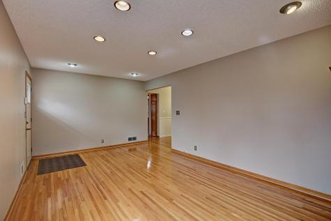 267 Hanska Court Shoreview MN 55126