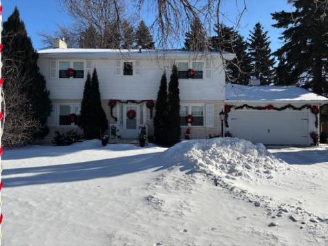 2602 Rivershore Drive Moorhead MN 56560