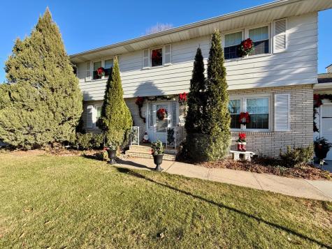 2602 Rivershore Drive Moorhead MN 56560