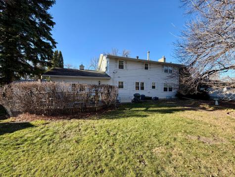 2602 Rivershore Drive Moorhead MN 56560