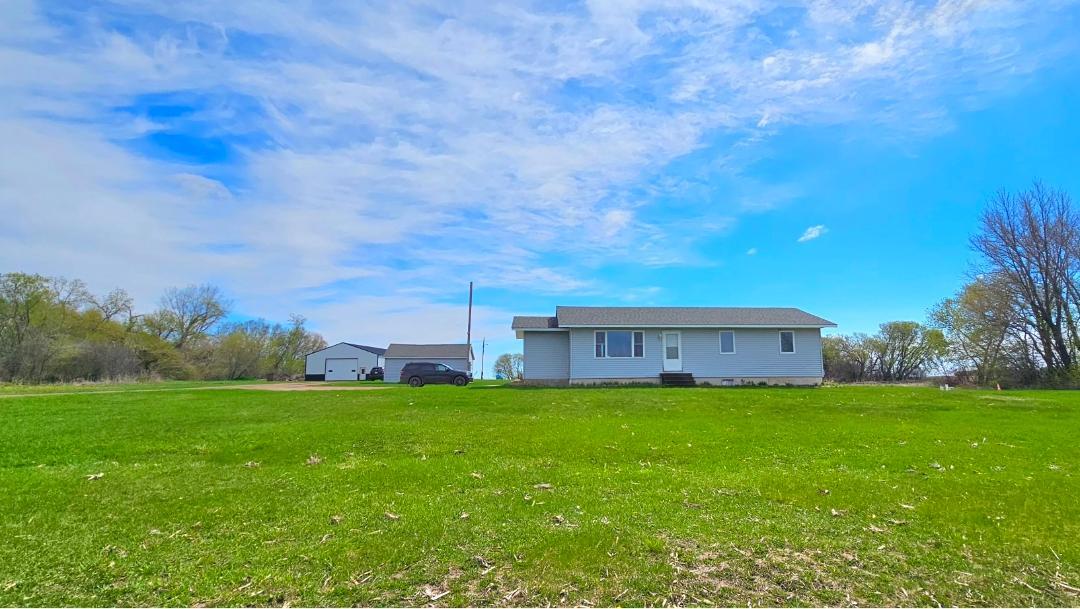 16404 440th Avenue Morris MN 56267