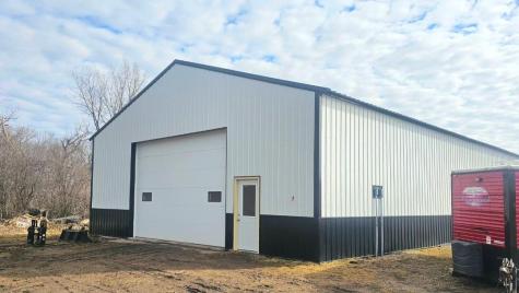 16404 440th Avenue Morris MN 56267
