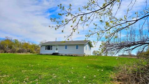 16404 440th Avenue Morris MN 56267