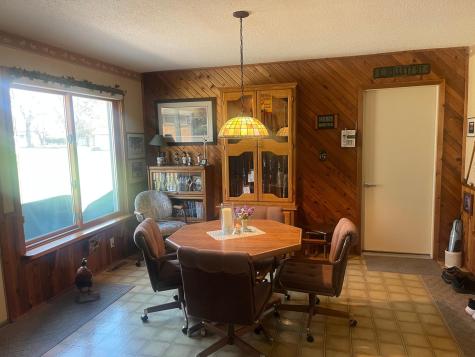 207 E Hollett Street Tracy MN 56175