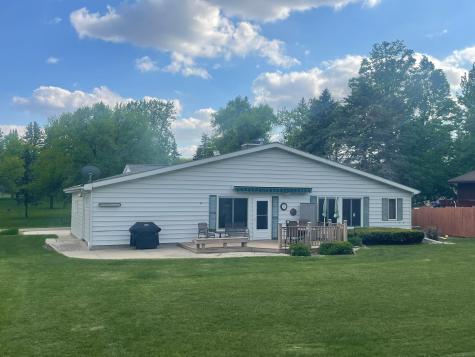 207 E Hollett Street Tracy MN 56175