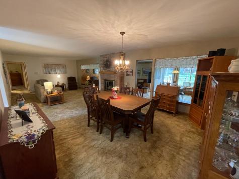 207 E Hollett Street Tracy MN 56175