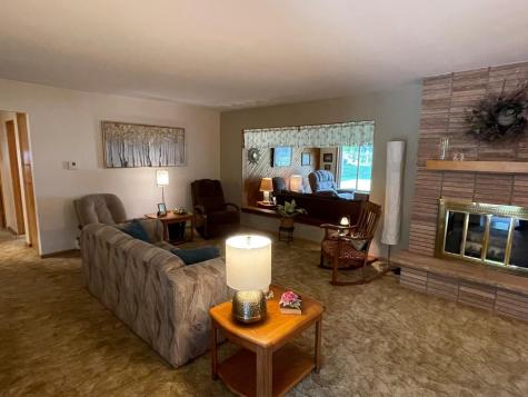 207 E Hollett Street Tracy MN 56175