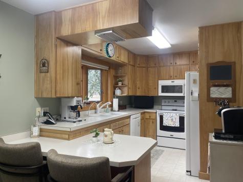 207 E Hollett Street Tracy MN 56175