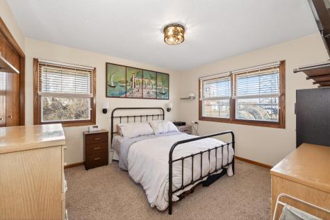 213 1st Street E Hunter ND 58048