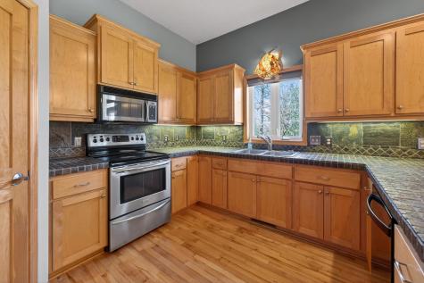 101 Carriage Hill Drive E Hinckley MN 55037