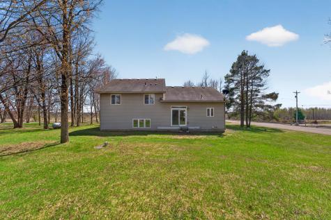 101 Carriage Hill Drive E Hinckley MN 55037