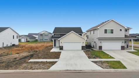 7007 Benji Lane Horace ND 58047