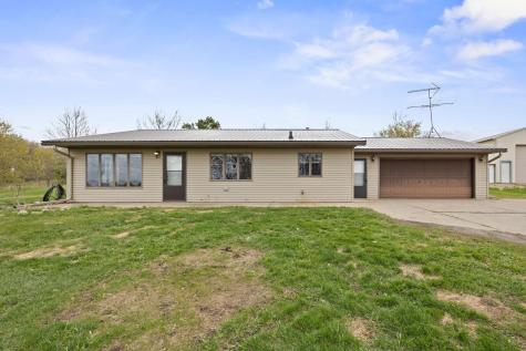 24955 State Highway 23 Roscoe MN 56371