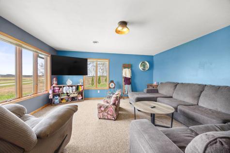 24955 State Highway 23 Roscoe MN 56371