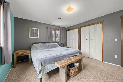 24955 State Highway 23 Roscoe MN 56371