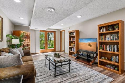 211 3rd Avenue SE Norwood Young America MN 55397