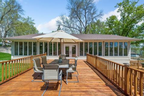 211 3rd Avenue SE Norwood Young America MN 55397