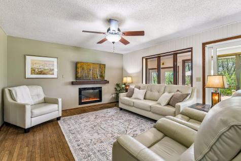 211 3rd Avenue SE Norwood Young America MN 55397