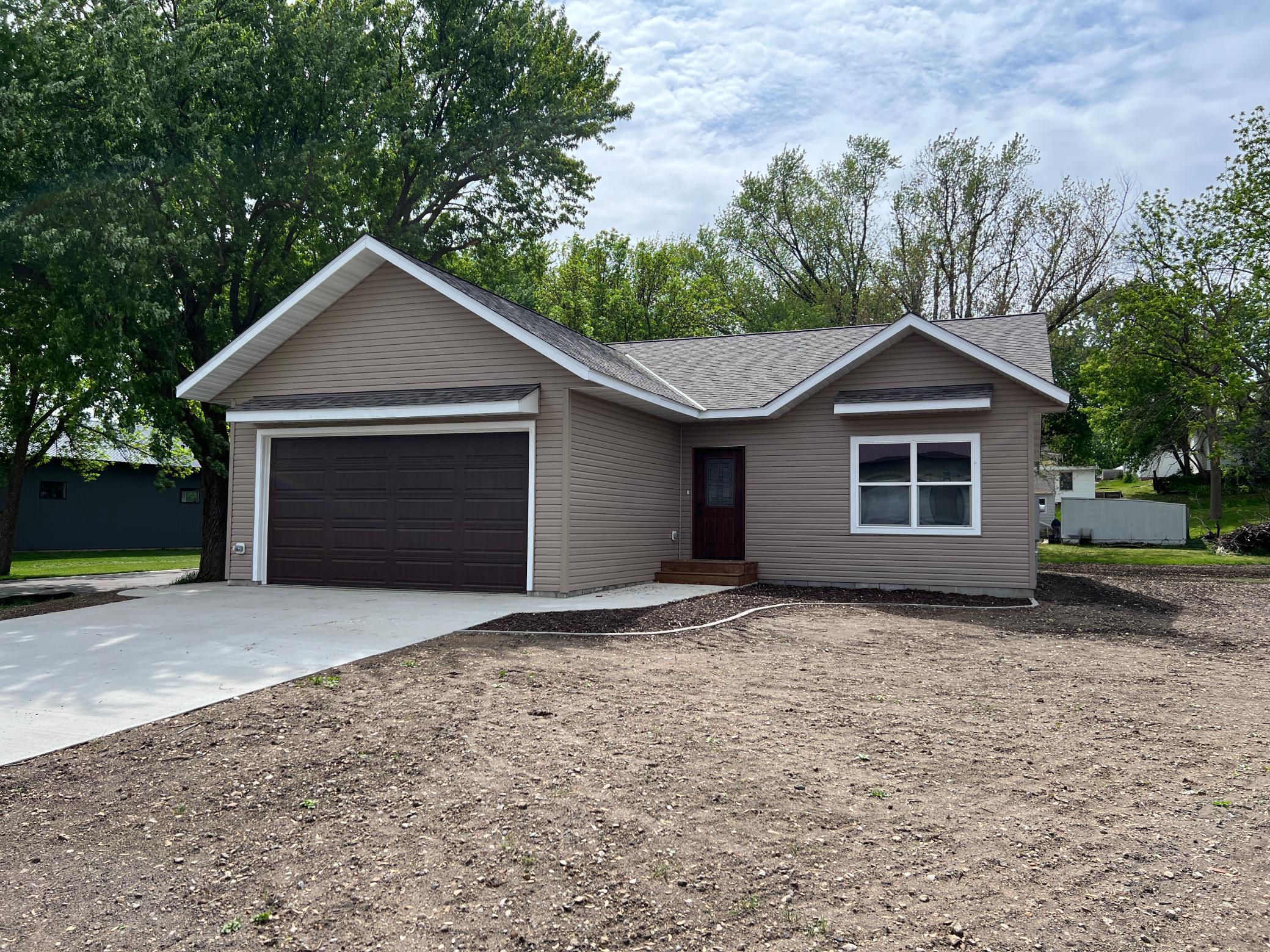 828 Spark Avenue Albert Lea MN 56007