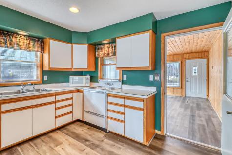 25934 Brolin Beach Road Detroit Lakes MN 56501