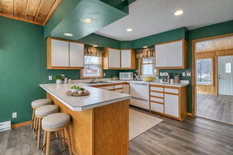 25934 Brolin Beach Road Detroit Lakes MN 56501