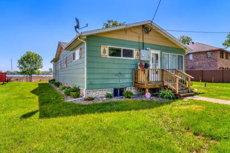 25934 Brolin Beach Road Detroit Lakes MN 56501