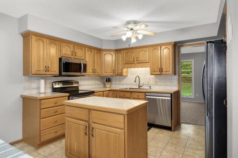 11140 Abbott Lane Minnetonka MN 55343