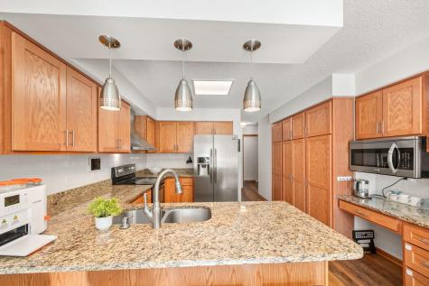 6263 Sequoia Circle Eden Prairie MN 55346