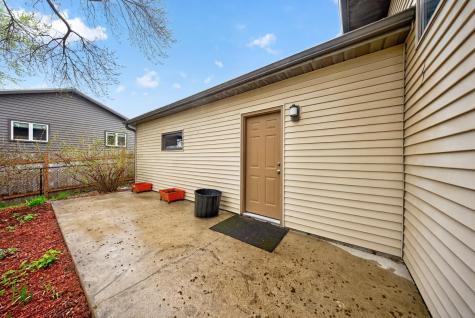4306 1st Street NW Rochester MN 55901